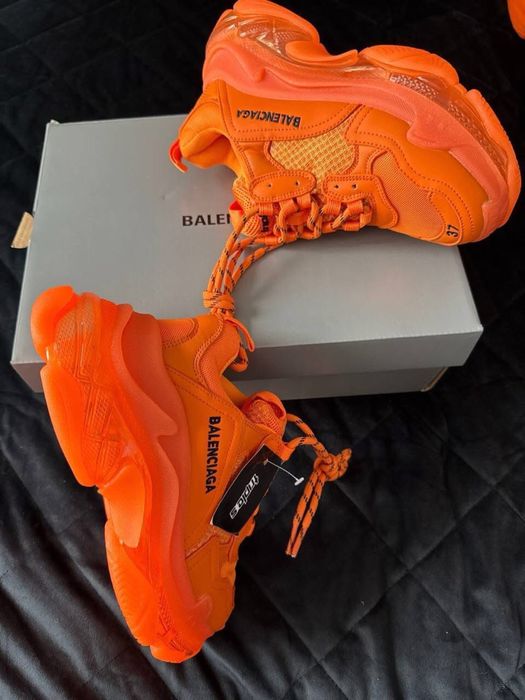 Balenciaga triple s