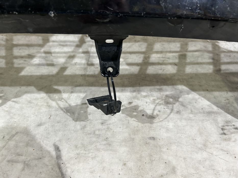 Bara fata Mitsubishi Pajero, 2012, 2013, 2014, 2015, 2016, 2017, cod origine OE 6400D521ZZ.