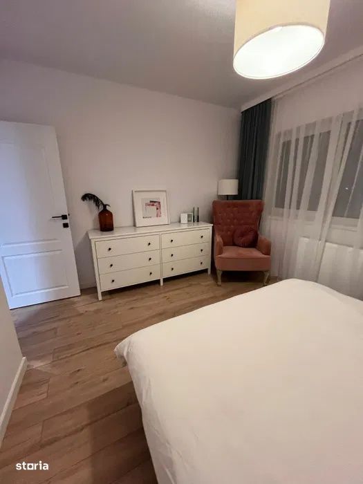 Apartament 2 camere, semidecomandat, etaj intermediar, la cheie, Baciu