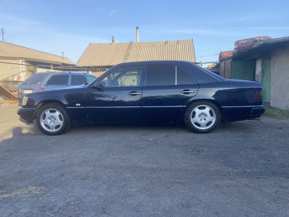 Мерседес 124 3,0