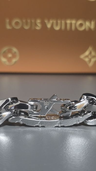 Louis vuitton мъжка гривна