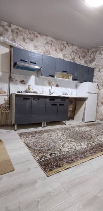 Mirzo Ulugʻbek choyxona salom oldida 2 xona kv ijaraga beriladi