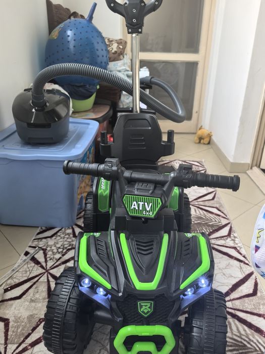 Атв за бутане с родителски контрол