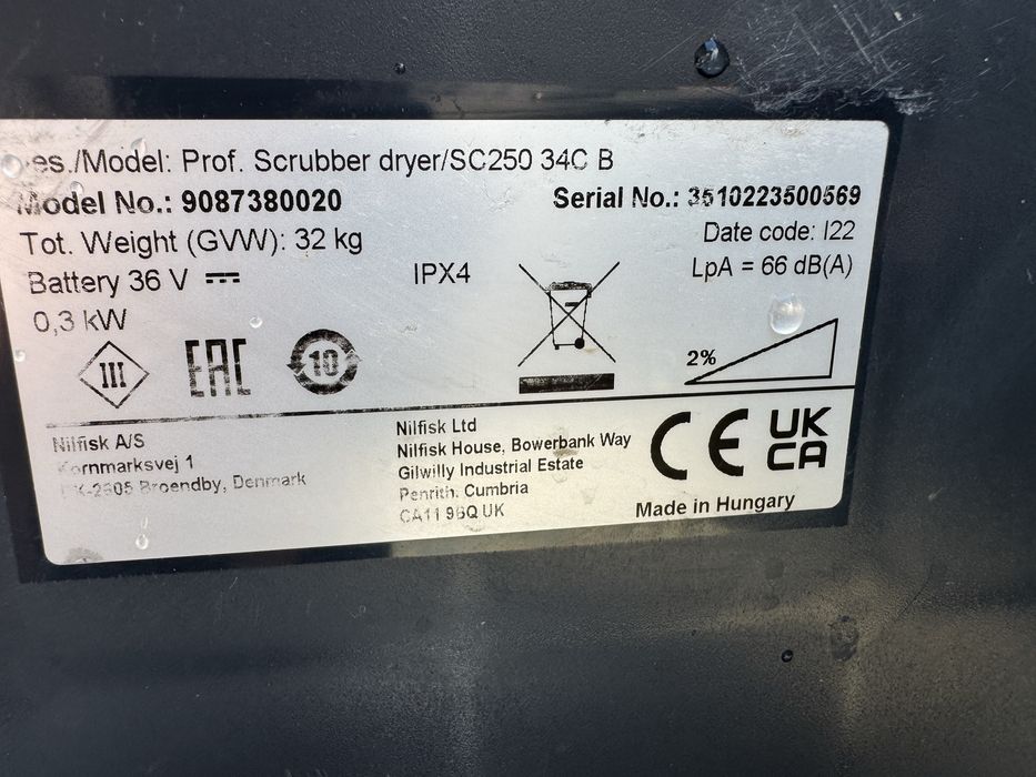 Nilfisk SC 250 aparat curatat pardoseli