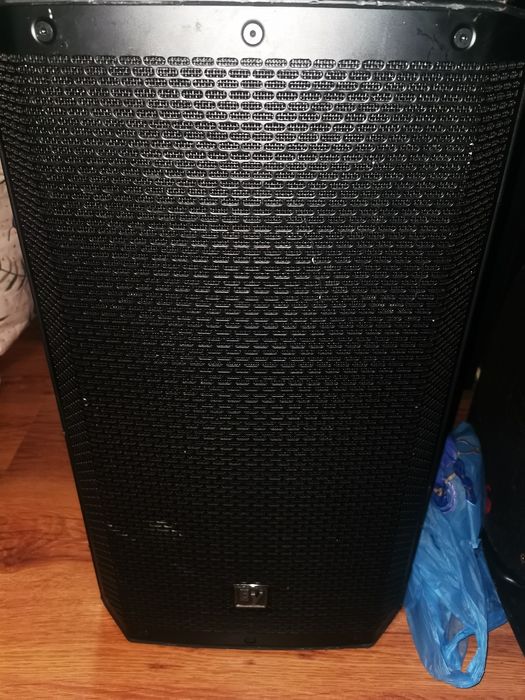 Electrovoice  ZLX12 .Electrovoice EV8D