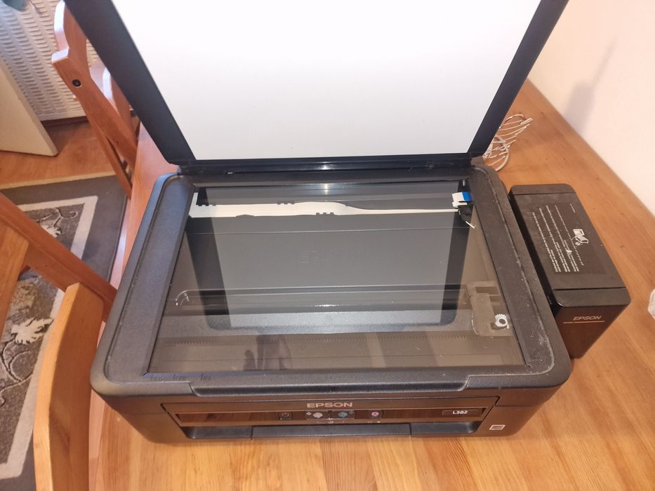 Imprimanta Epson L382