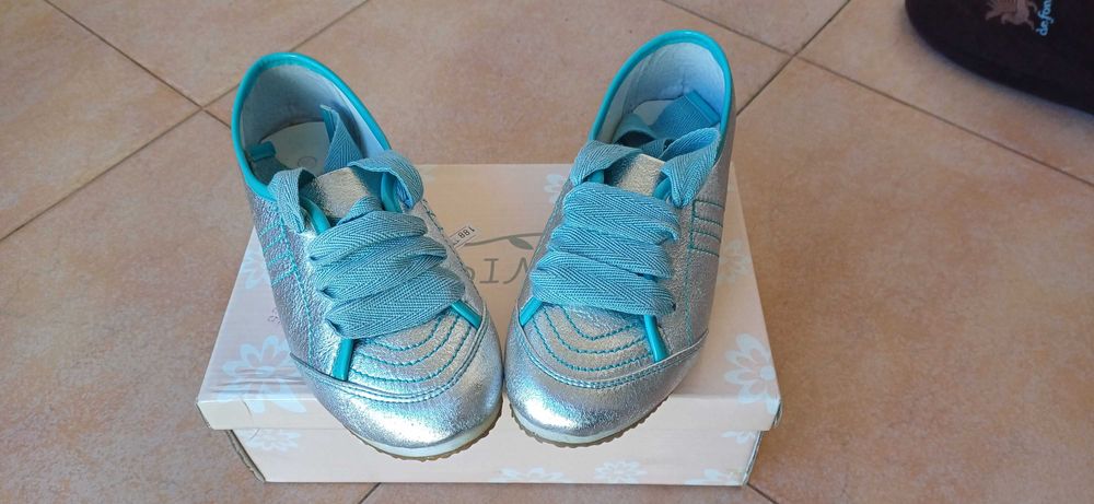 Модерни Маратонки със Сребърна Бляскава кожа ! НОВИ! №36