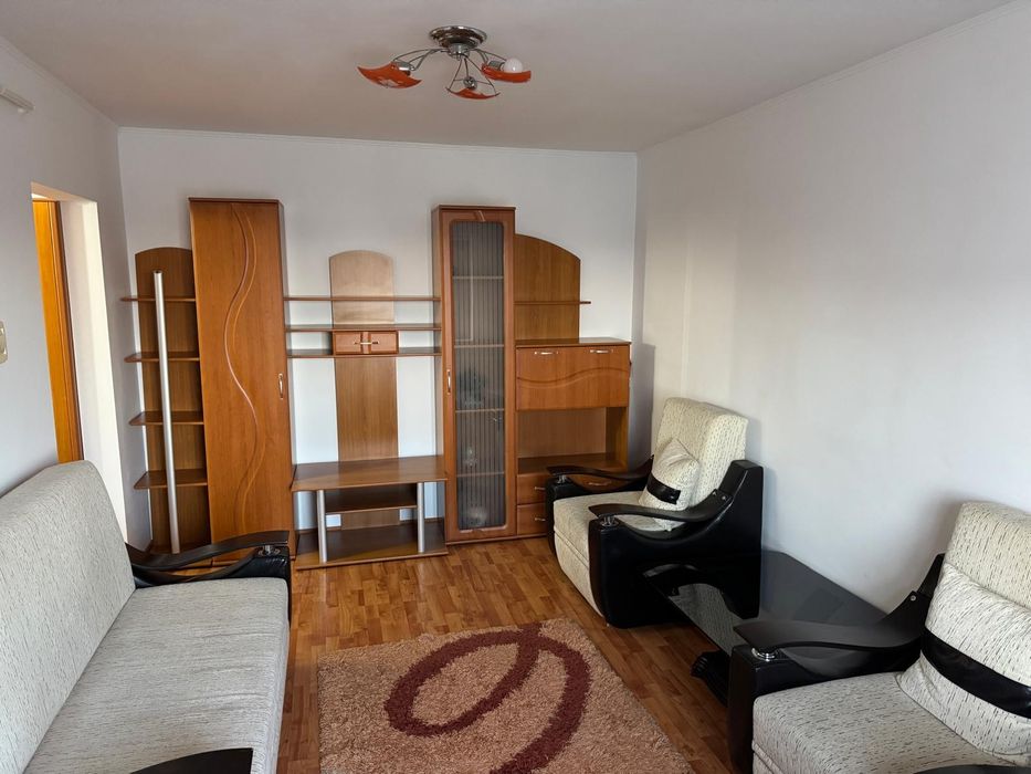 Garsoniera de inchiriat 28mp