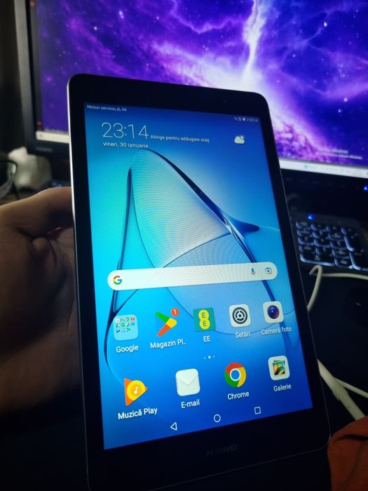 Tableta Huawei in stare excelenta cu incarcator