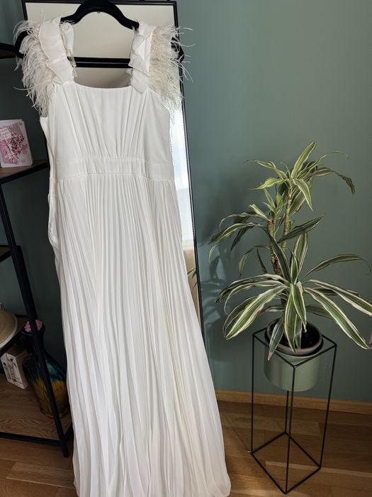 НОВА бяла дълга рокля
