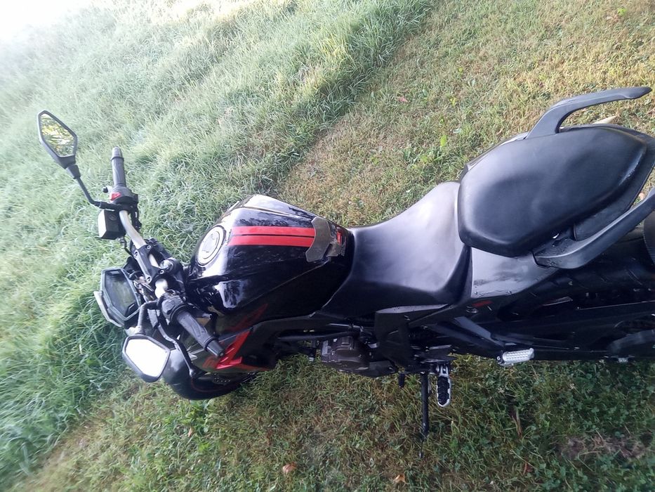 Motocicleta Voge 300R