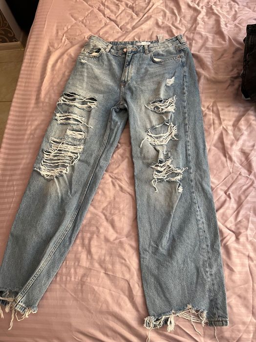 7 чифта дънки размери: 40 и 42 само за 140лв