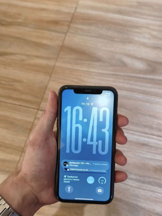 IPhone 11 Ideal qora sotiladi kelishamiza