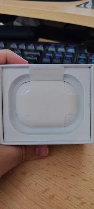 Airpods pro 3 anc și USB-C
