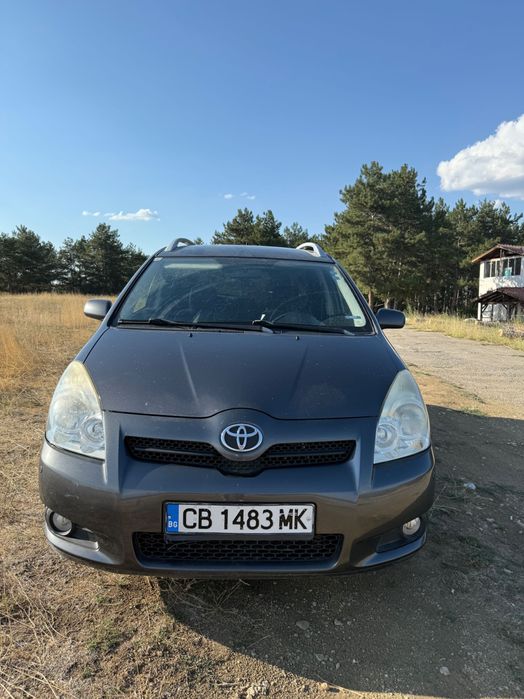 Тойота корола версо