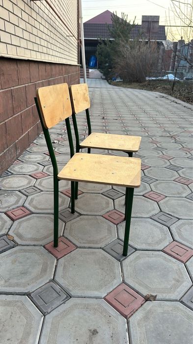 Детские стулья