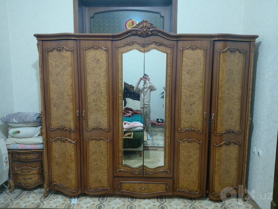 Mebel sotiladi dubaiski