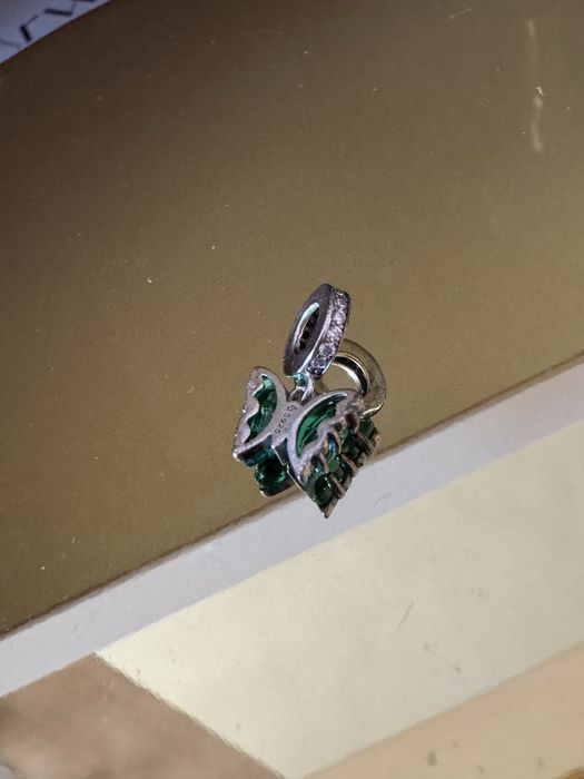 Спебърни талисманчета Arwen / съвместими с гривни на Pandora