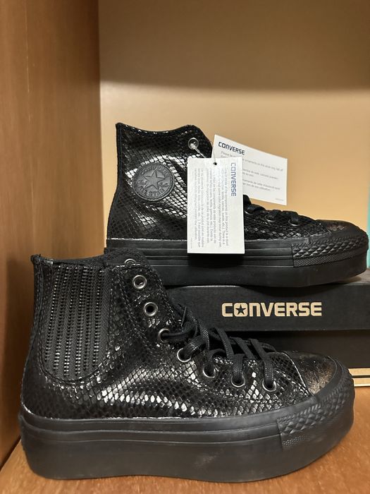Маратонки- Converse