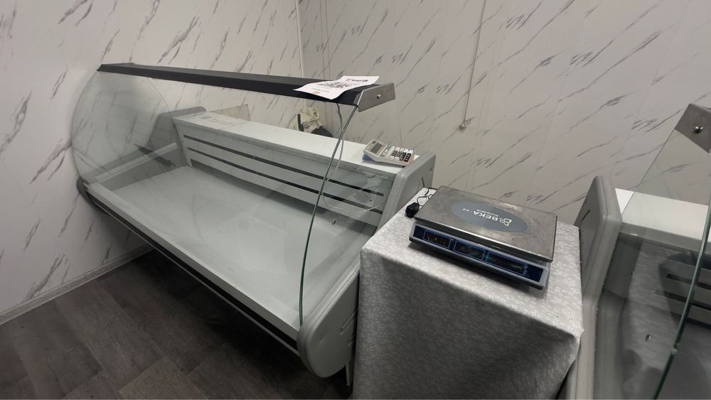 Витринные холодильники