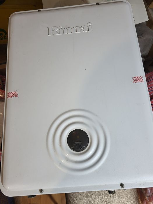 Продам газовый котел renai