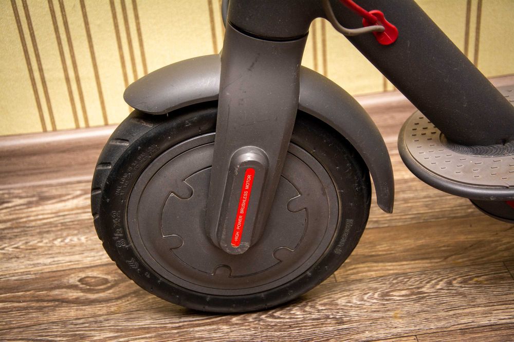 Электросамокат Xiaomi M365