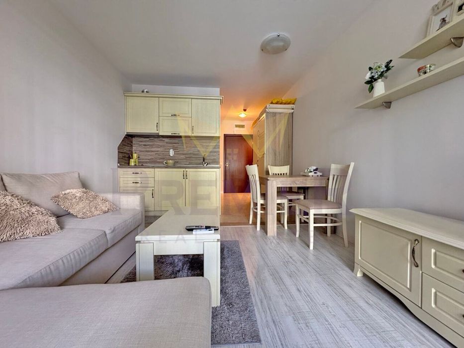 Продава се Едностаен апартамент в к.к. Слънчев бряг - 39 кв.м за 1603 €/кв.м - Снимка #1