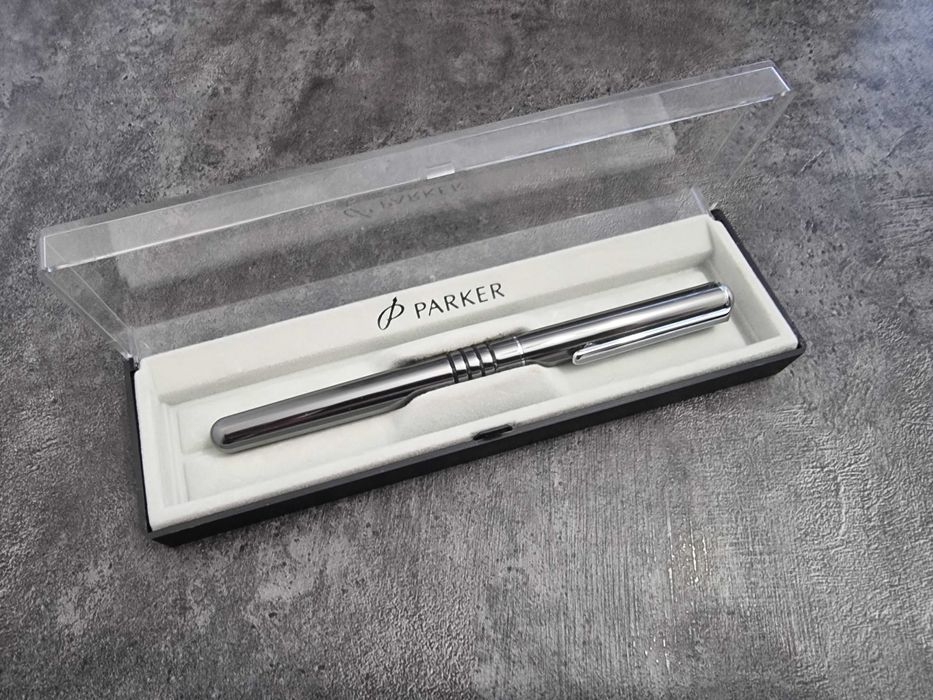 Ручка Parker, позолоченное перо
