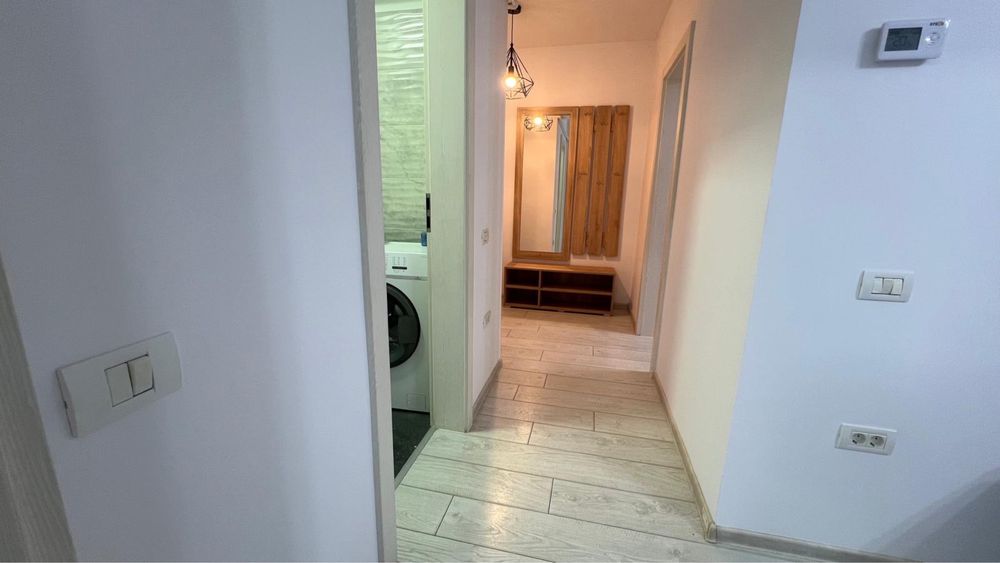 Inchiriez  apartament cu 2 camere Magurele central