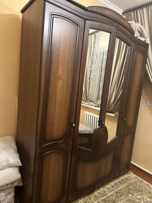 Шкаф в отличном состоянии