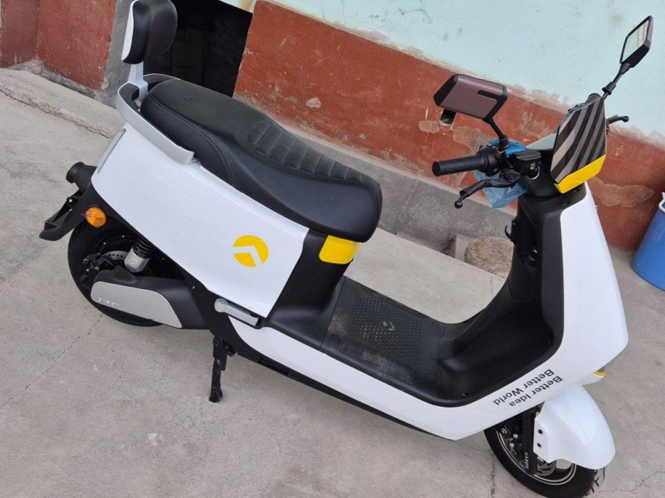 Elektra skutr sotiladi srochna bez prabek