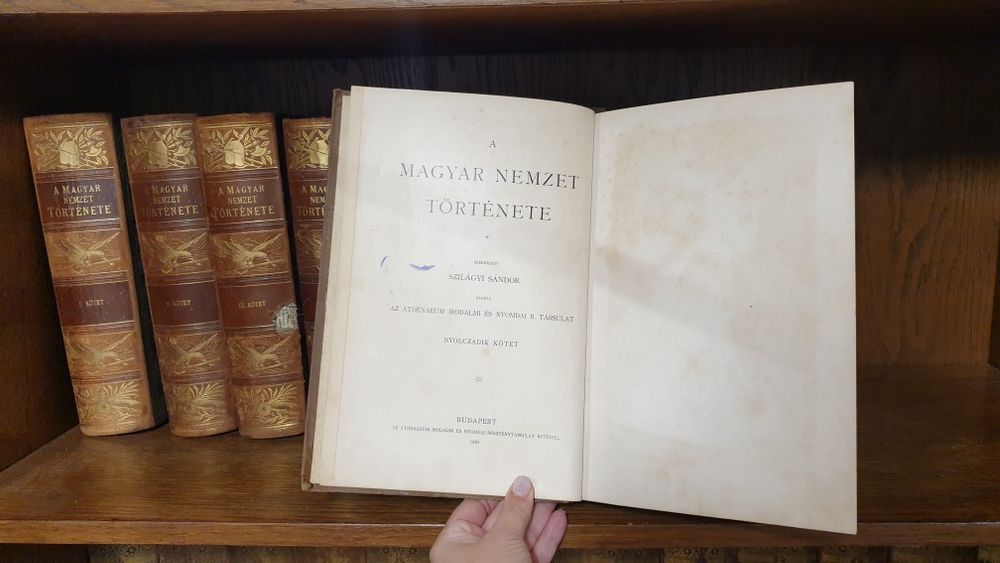 Set complet „A Magyar Nemzet Története”, vol. I–X, ediția a II-a, Buda