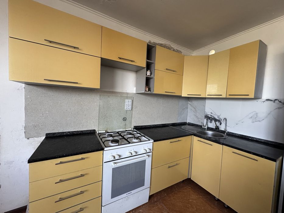 Кухнный гарнитур