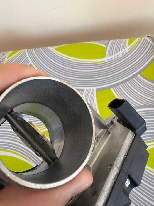 Clapeta de acceleratie Passat b6 - noua