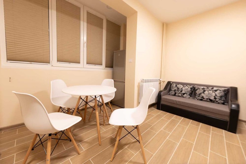 Дава се под наем Двустаен апартамент в София, Лозенец - 70 кв.м за 586.5 € - Снимка #1