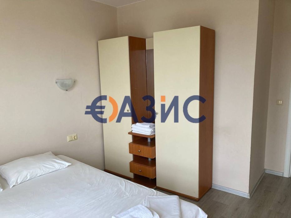 Продава се Двустаен апартамент в к.к. Слънчев бряг - 61 кв.м за 1296 €/кв.м - Снимка #4