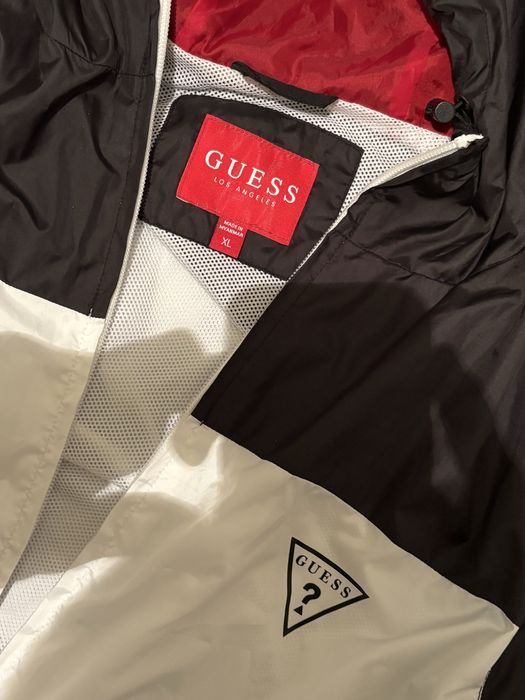 Guess ветровка легкая