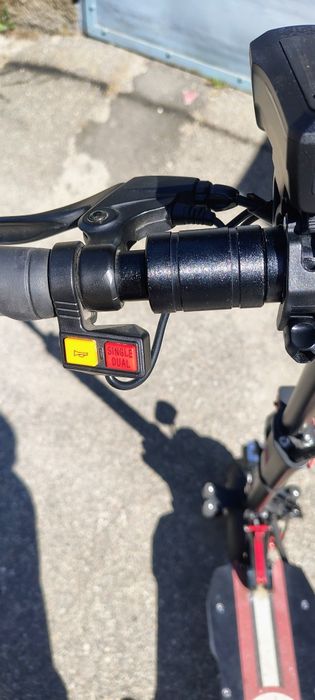 Vând trotinetă electrică