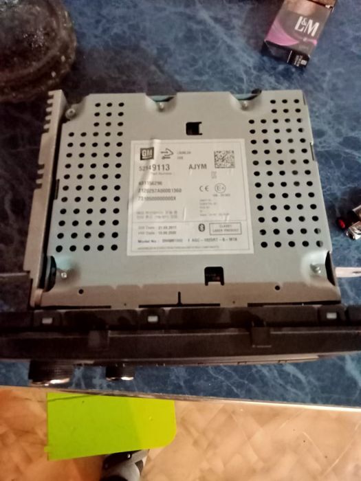 Продам автомагнитолу Кобальта