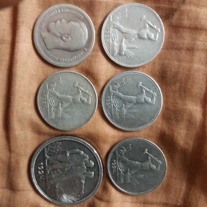 продам монеты разные много