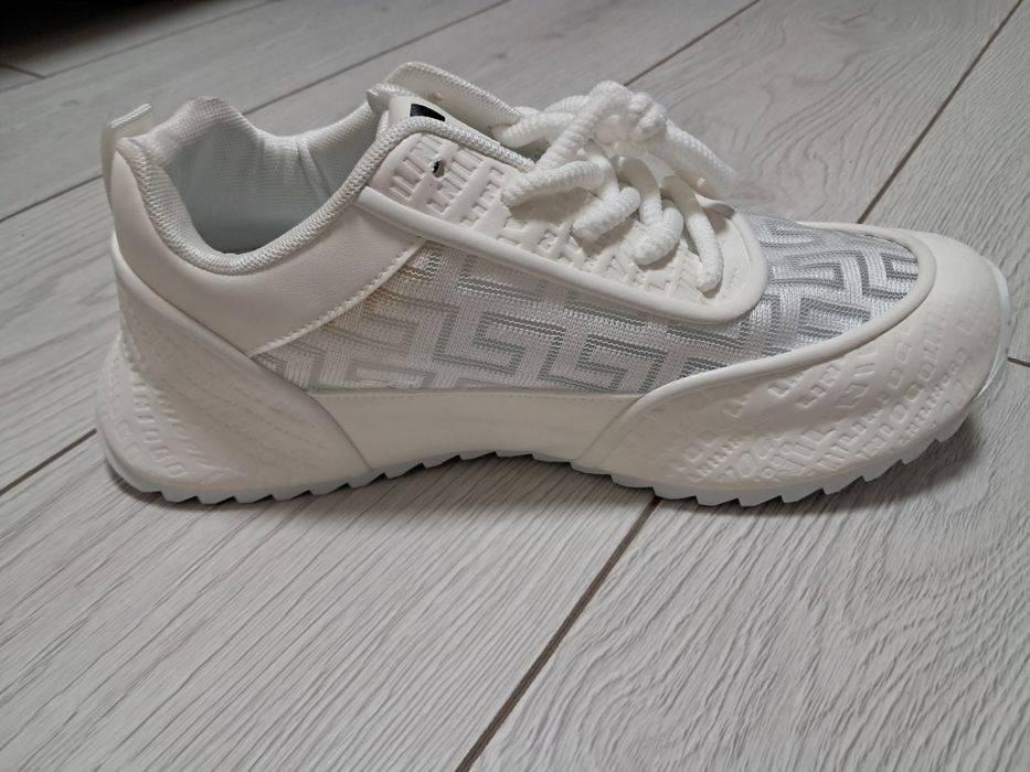 Кроссовки LYXECEK