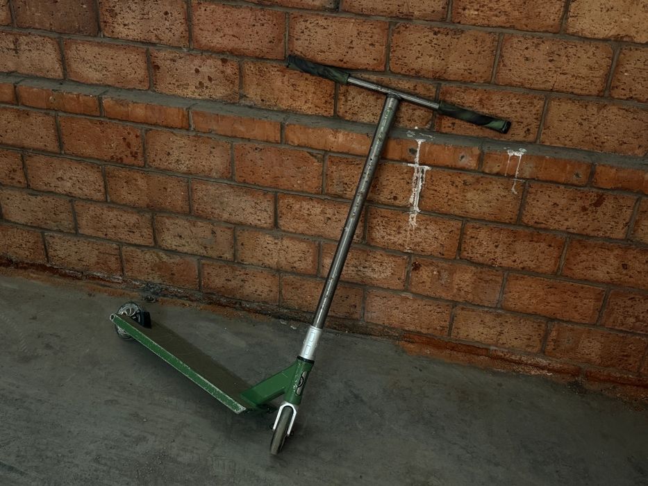 Трюковой самокат Hipe h6