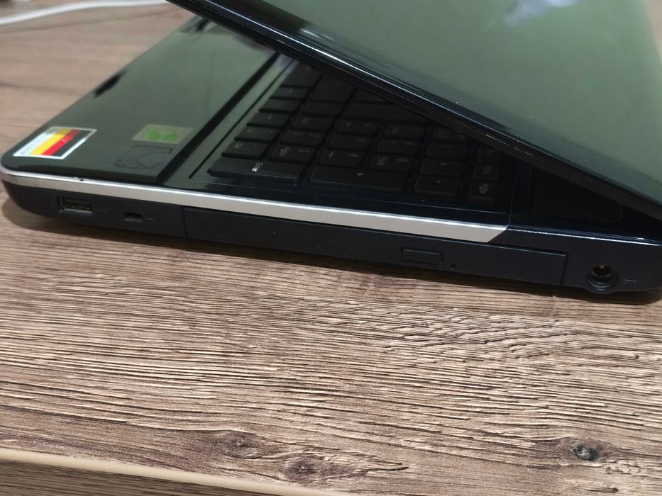 ноутбук Fujitsu AH531 core i7 2760qm