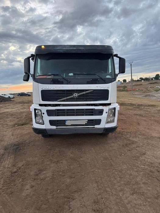 Vand autobasculanta volvo 8x4