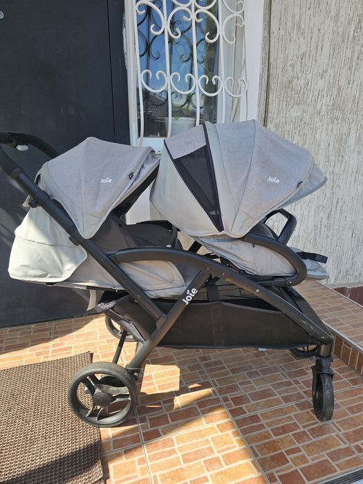 Коляска прогулочная Joie