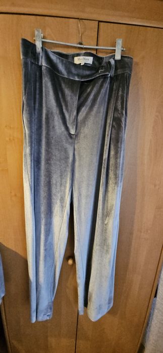 Продам брючный костюм новый