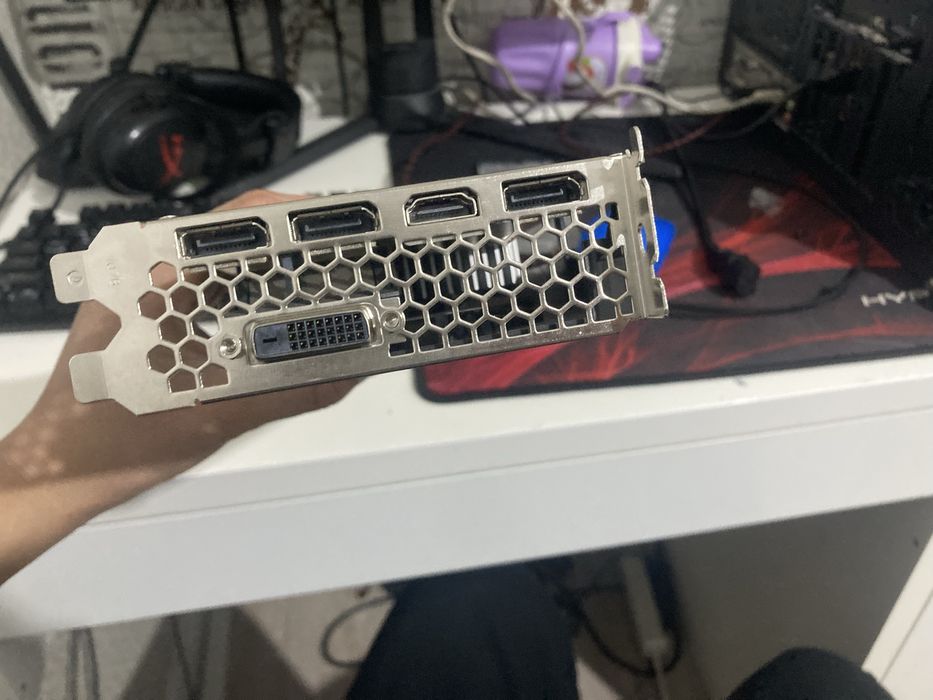 Продам видеокарту gtx 1060 3GB