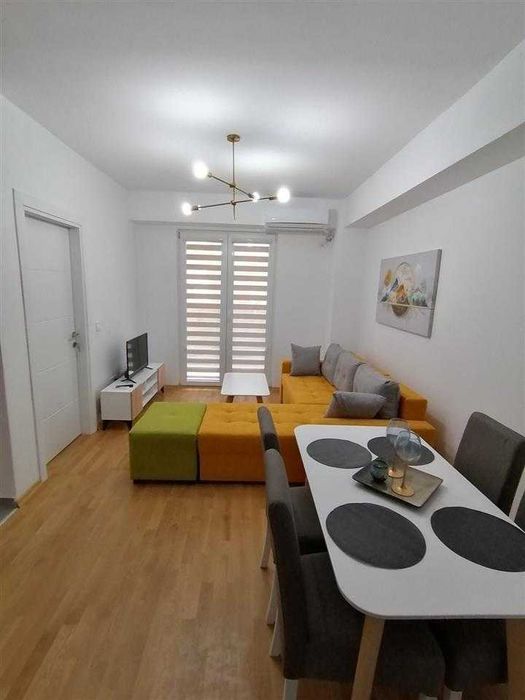 Дава се под наем Двустаен апартамент в Бургас, Зорница - 57 кв.м за 153 € - Снимка #3