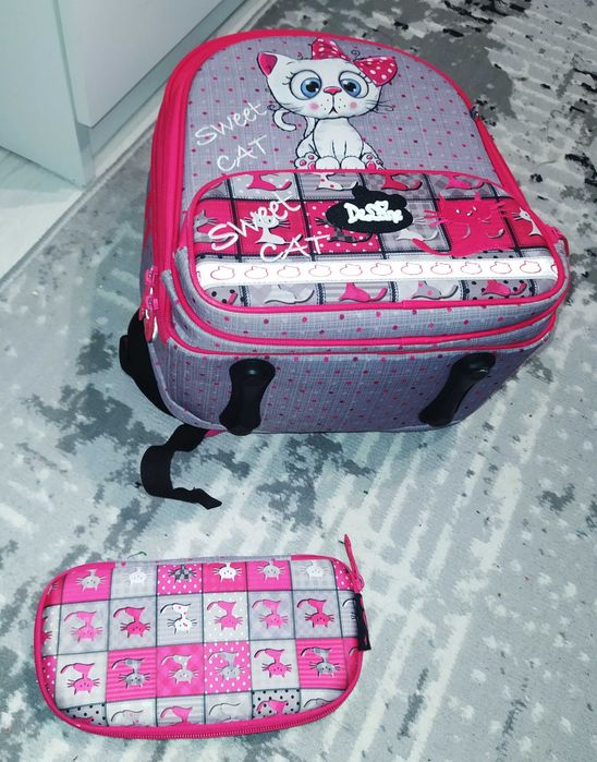 Школьный рюкзак Россия