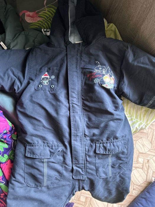 Продам детские комбезы